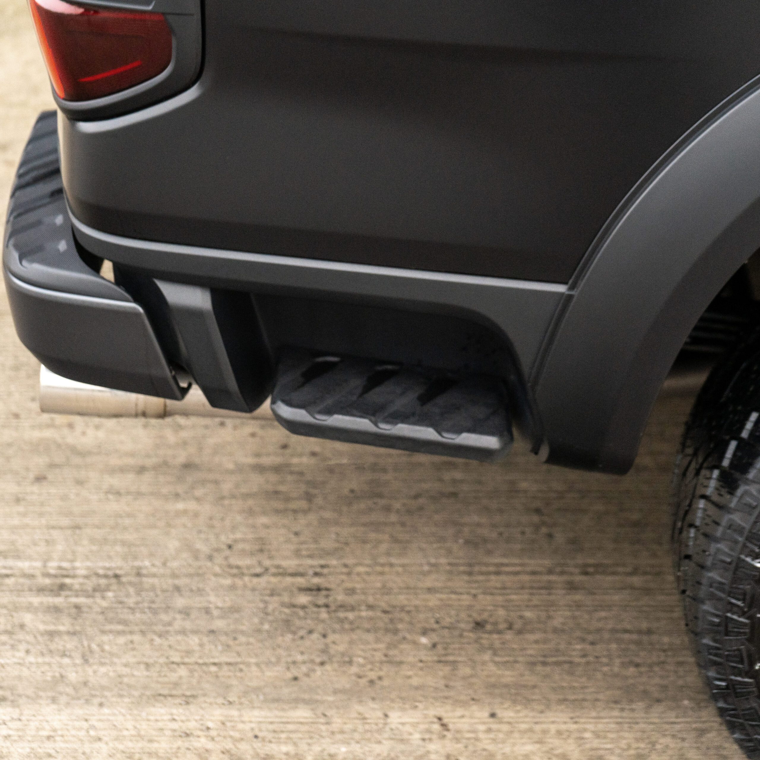 Black Rear Step Bumper Pad For Ford Ranger Styleside Supercrew 1993-2011 – Snap-On, No Parking Sensor Holes