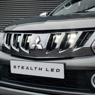 Stealth LED Mitsubishi L200 2015-2019 Quad 3" Luminous LED Integration Grille Kit - 19,200 Lumens