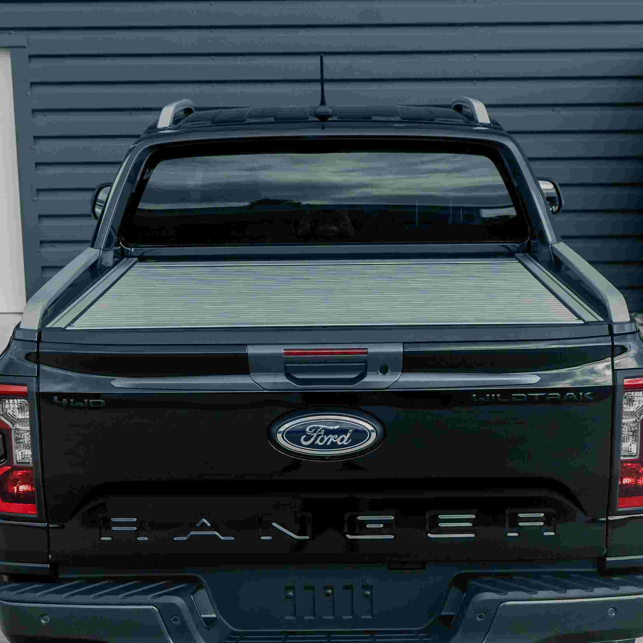 Ford ranger tailgate shop cover