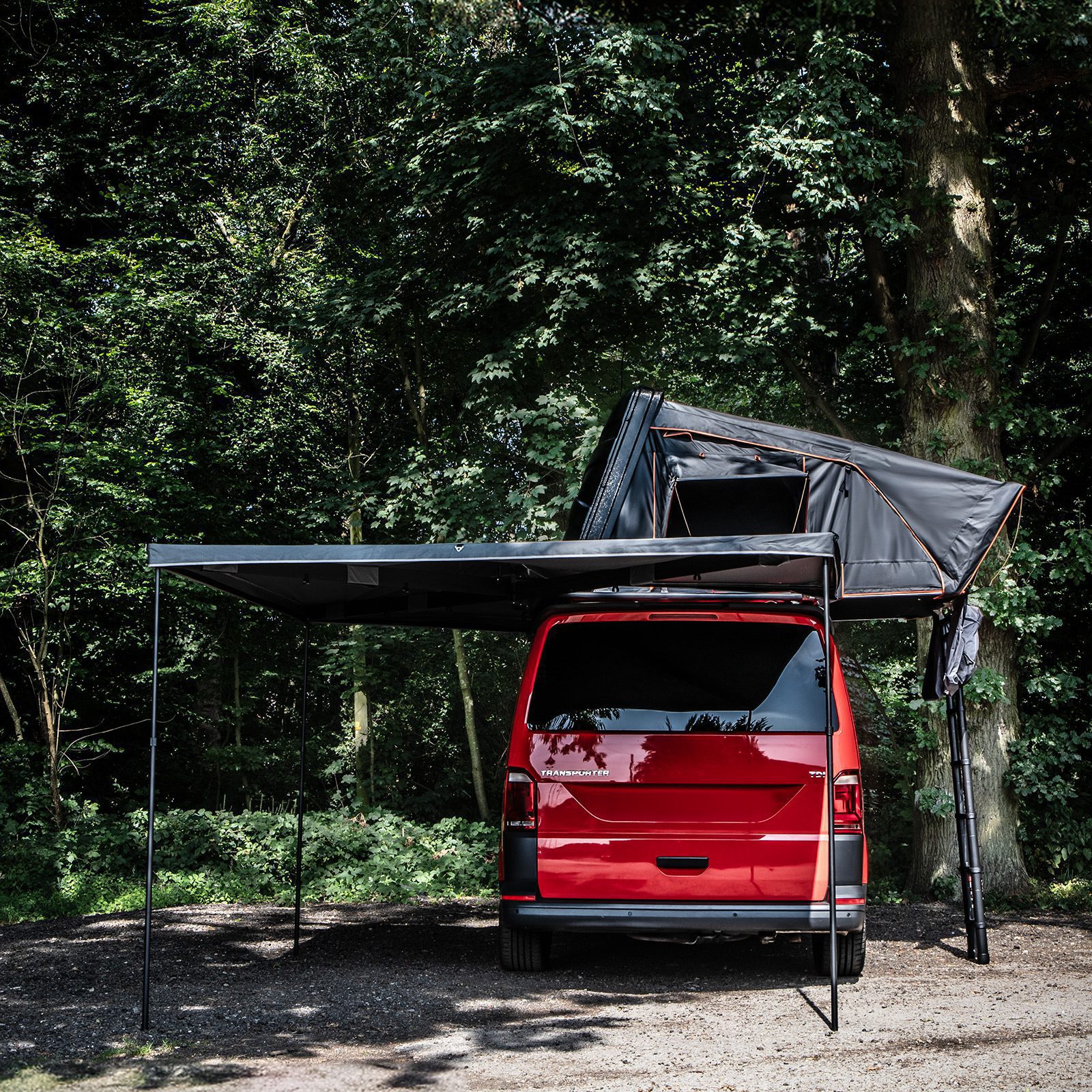 Hard Shell Expedition Roof Top Tent With 270° Degree Side Awning & 2.6M