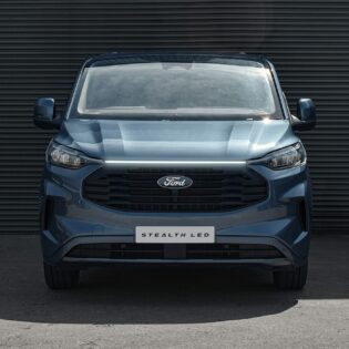 Stealth LED Luminous Ford Transit Custom 2024+ Dynamic LED DRL Grille